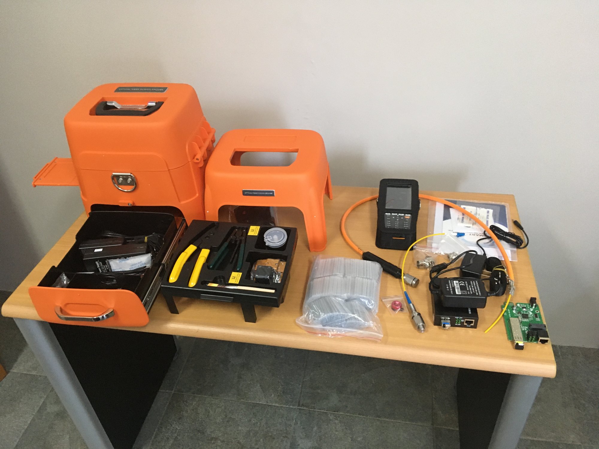 Fiber troubleshooting and repair kit